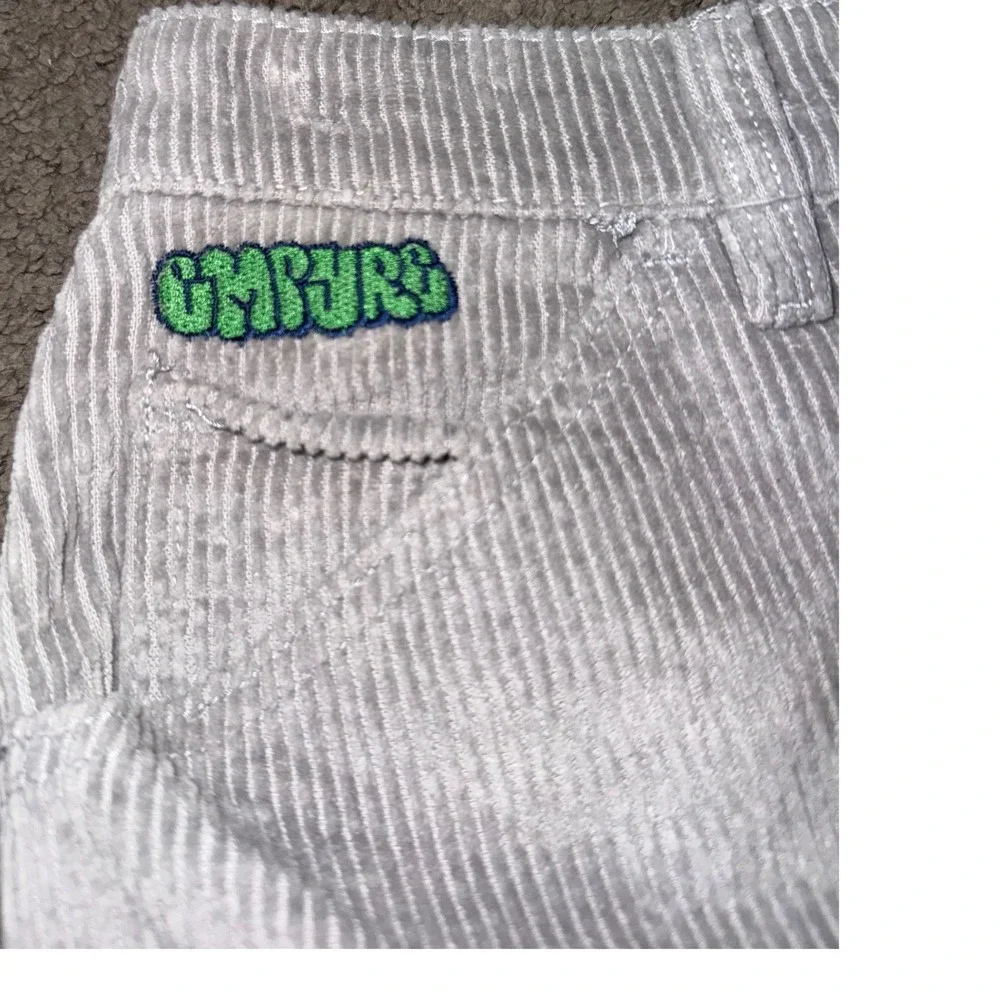 Empyre Gray Corduroy Shorts Womens Size S High Waisted Embroidered Logo Skater